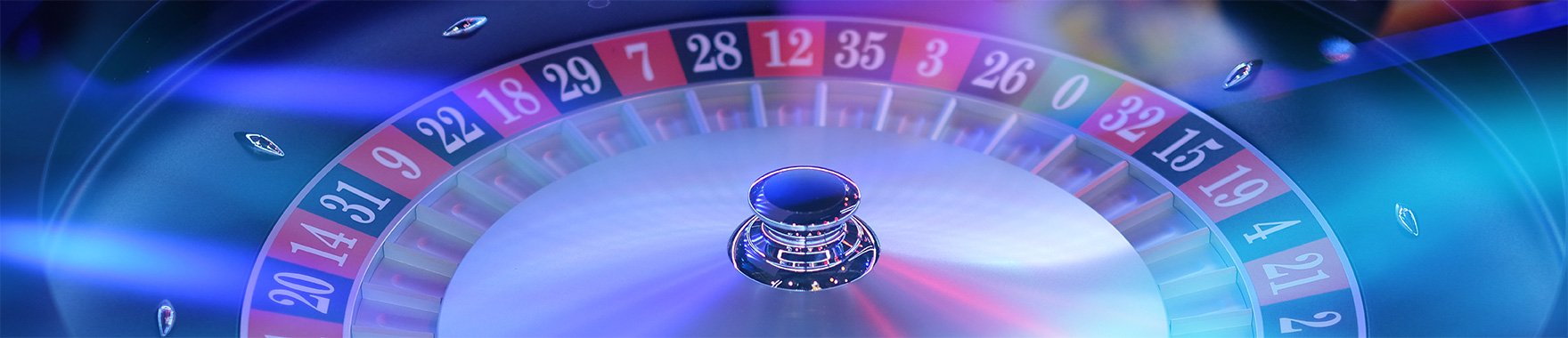 Live Dealer ကတ်ဂိမ်း shwe game တွင် ကစားနေသောပုံ